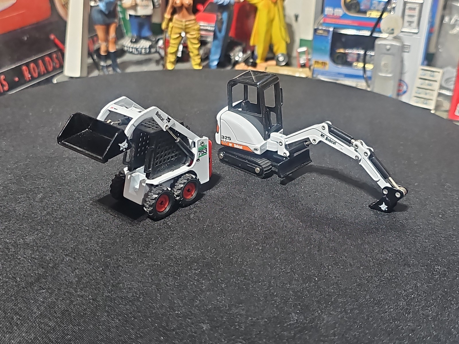 VINTAGE ERTL 1/50 Bobcat Lot OF 2 S753 Skid Steer Loader S325 Excavator NICE