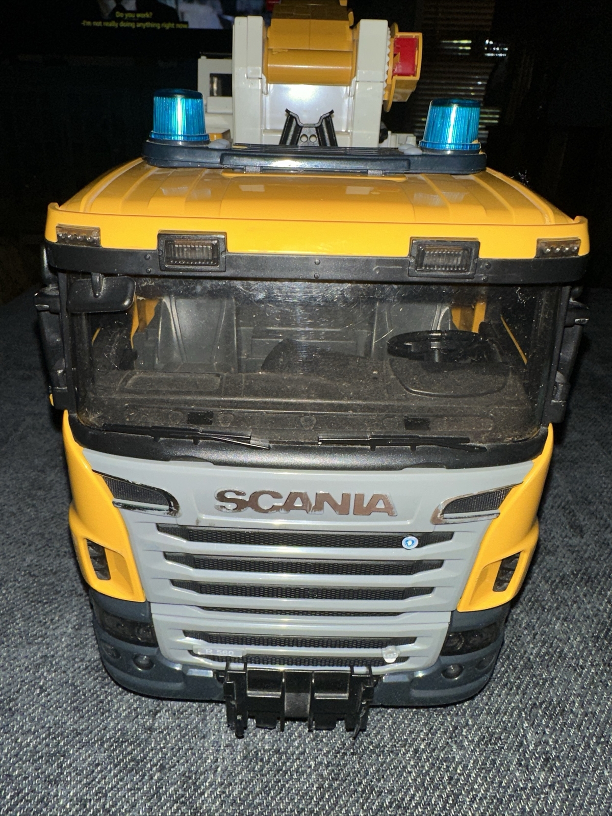Bruder 1/16 Scania Super 560R Liebherr Crane Truck 03571