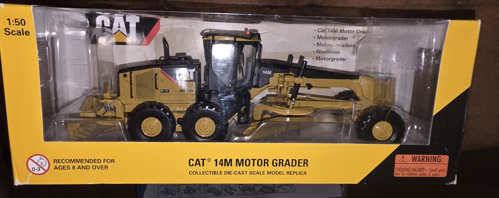 NORSCOT 1:50 SCALE CATERPILLAR CAT 120H MOTOR GRADER DIE-CAST MODEL