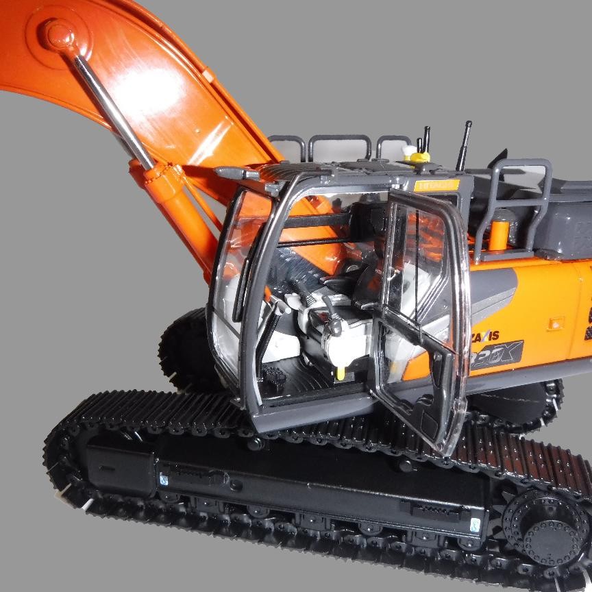 HITACHI 1/50 Scale Model Hydraulic Excavator ZX330X-7 ICT From Japan New