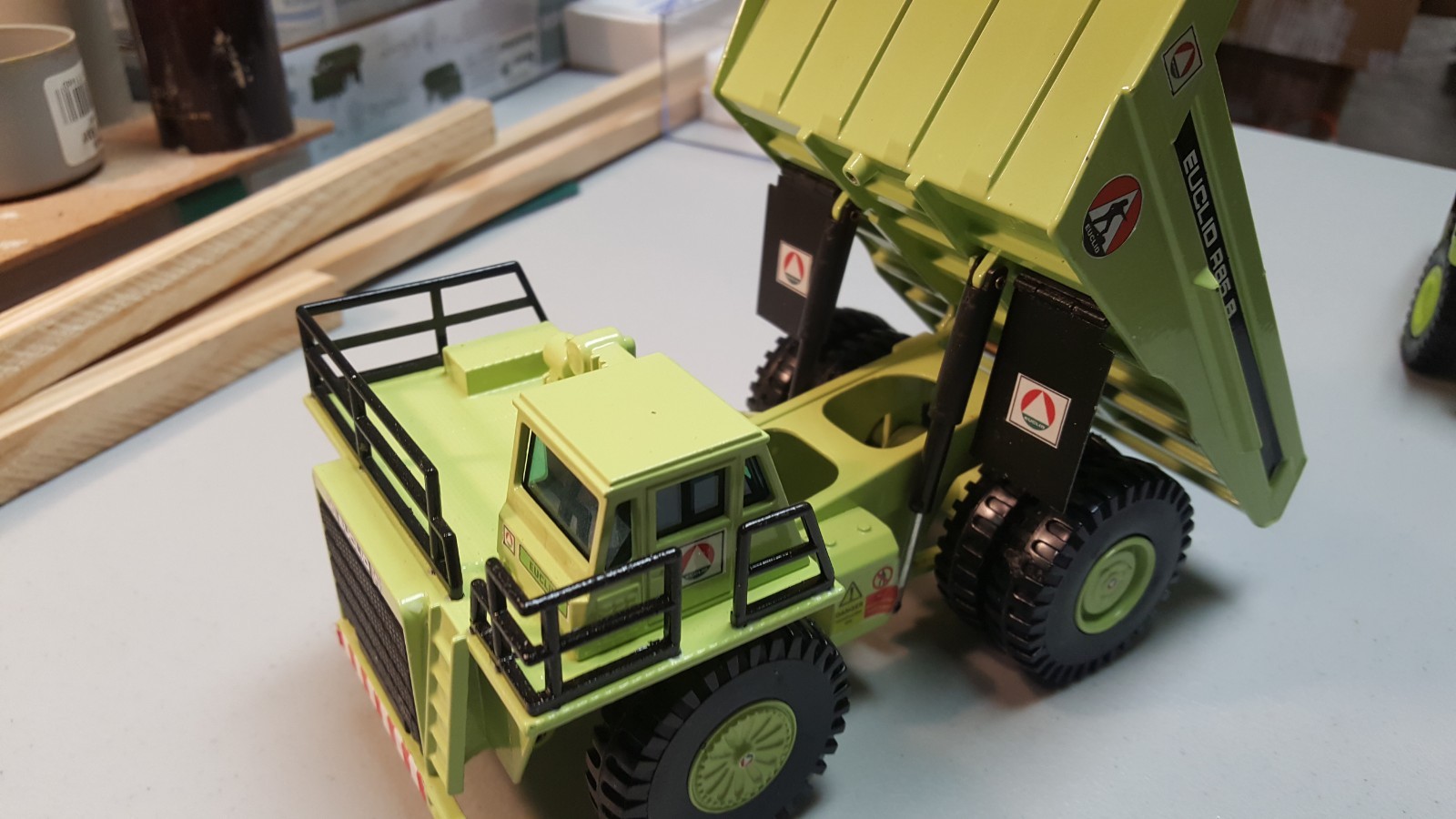 1/50 EUCLID Mining Dump Truck – JOAL R-85B FREE SHIPPING !!!