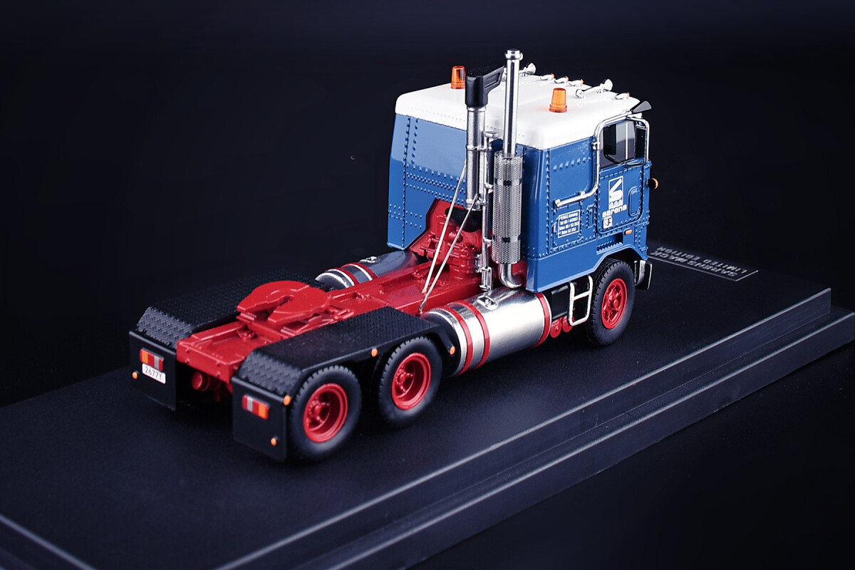 Mack Cruise-Liner 6×4 Truck – Sarens – IMC 1:50 Scale Resin Model #20-1064 New