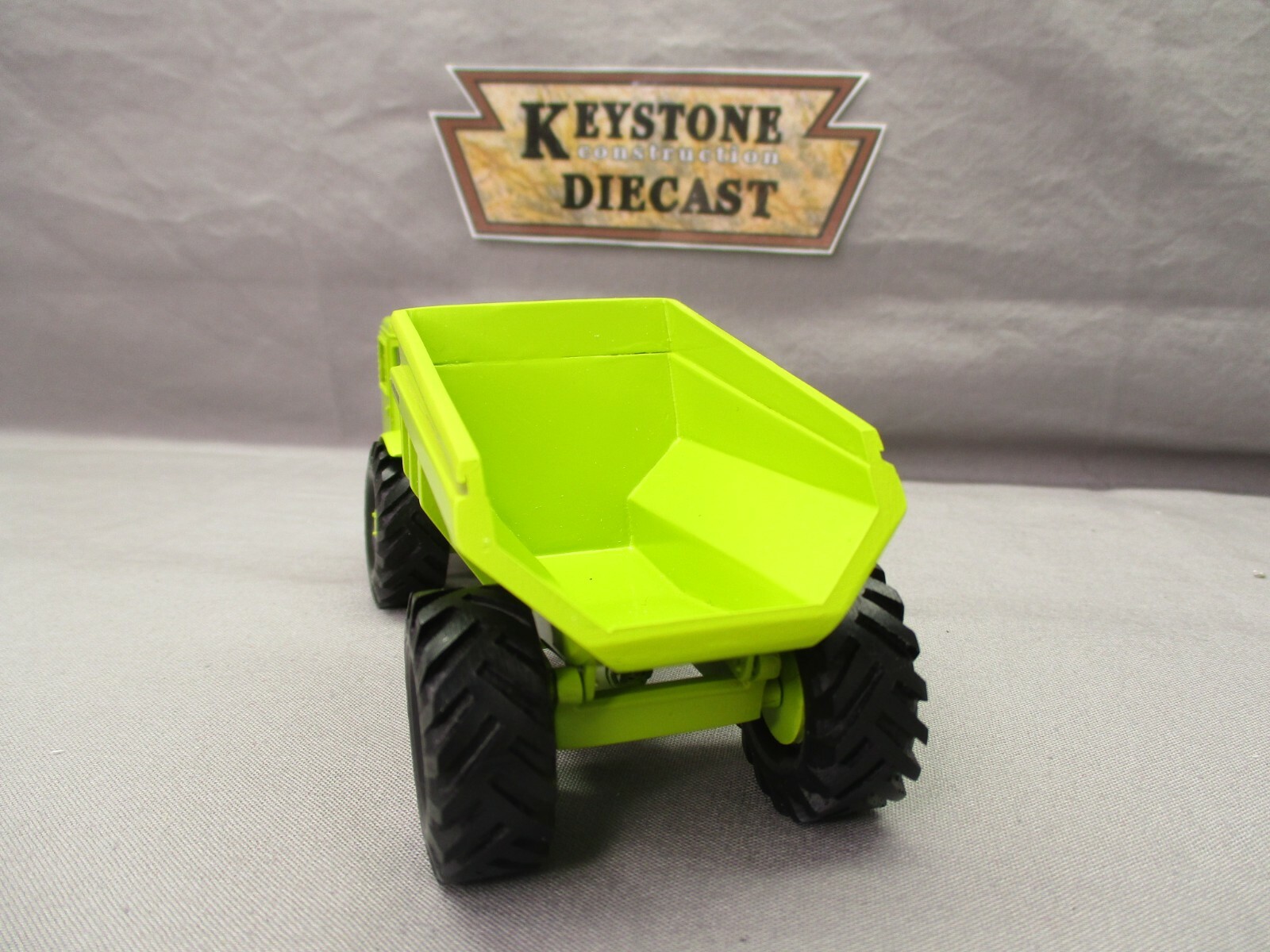 Dan Models Romania – Euclid S-7 Motor Dumper “Blackwood Hodge” – 1:50 – Resin
