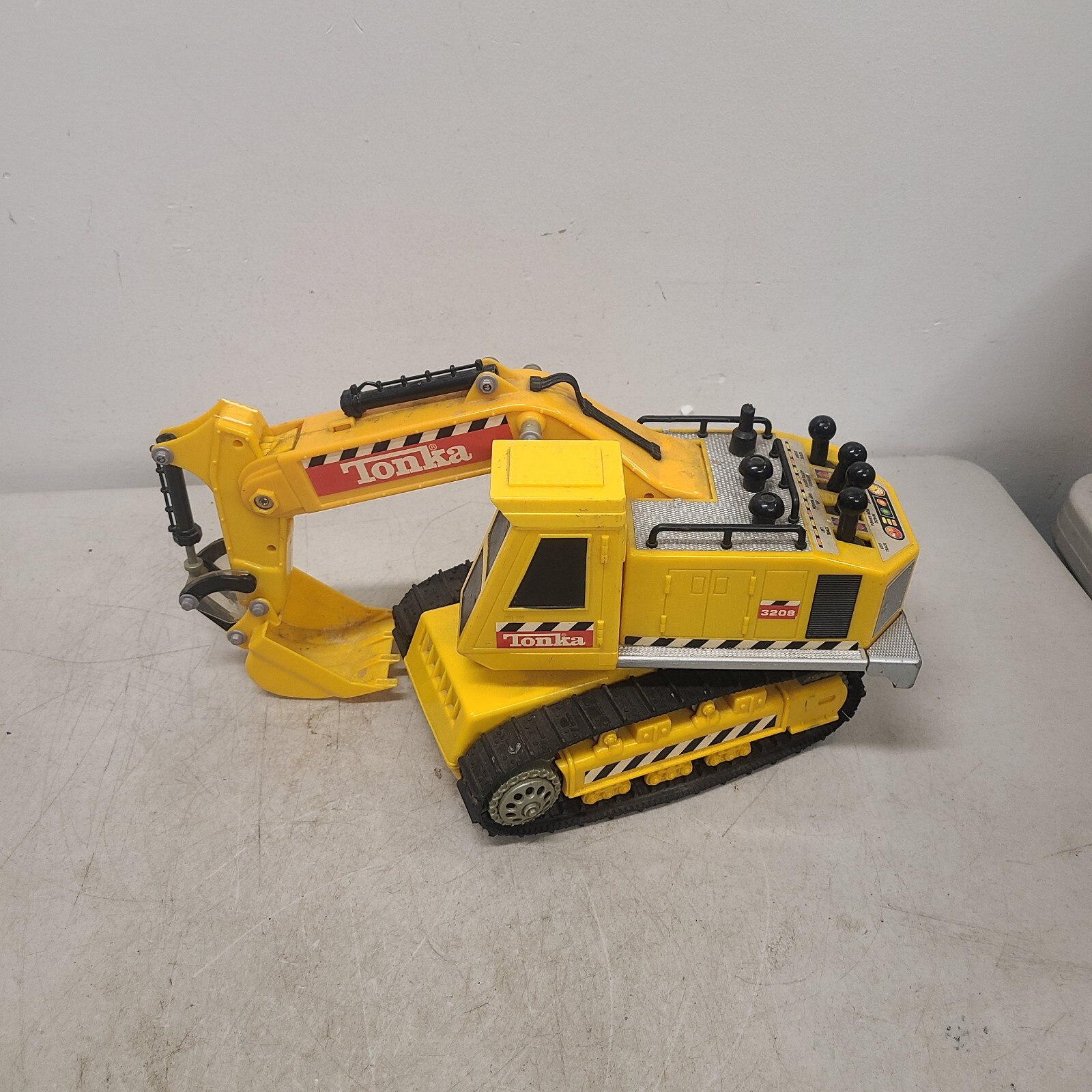 Tonka Excavator 3208 Electronic Manual Controls Vintage 1999 Untested