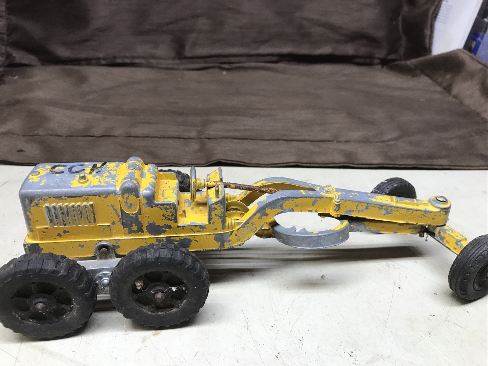 Hubley Kiddie Toy Road Grader Yellow No 481 Die Cast Parts Or Repair