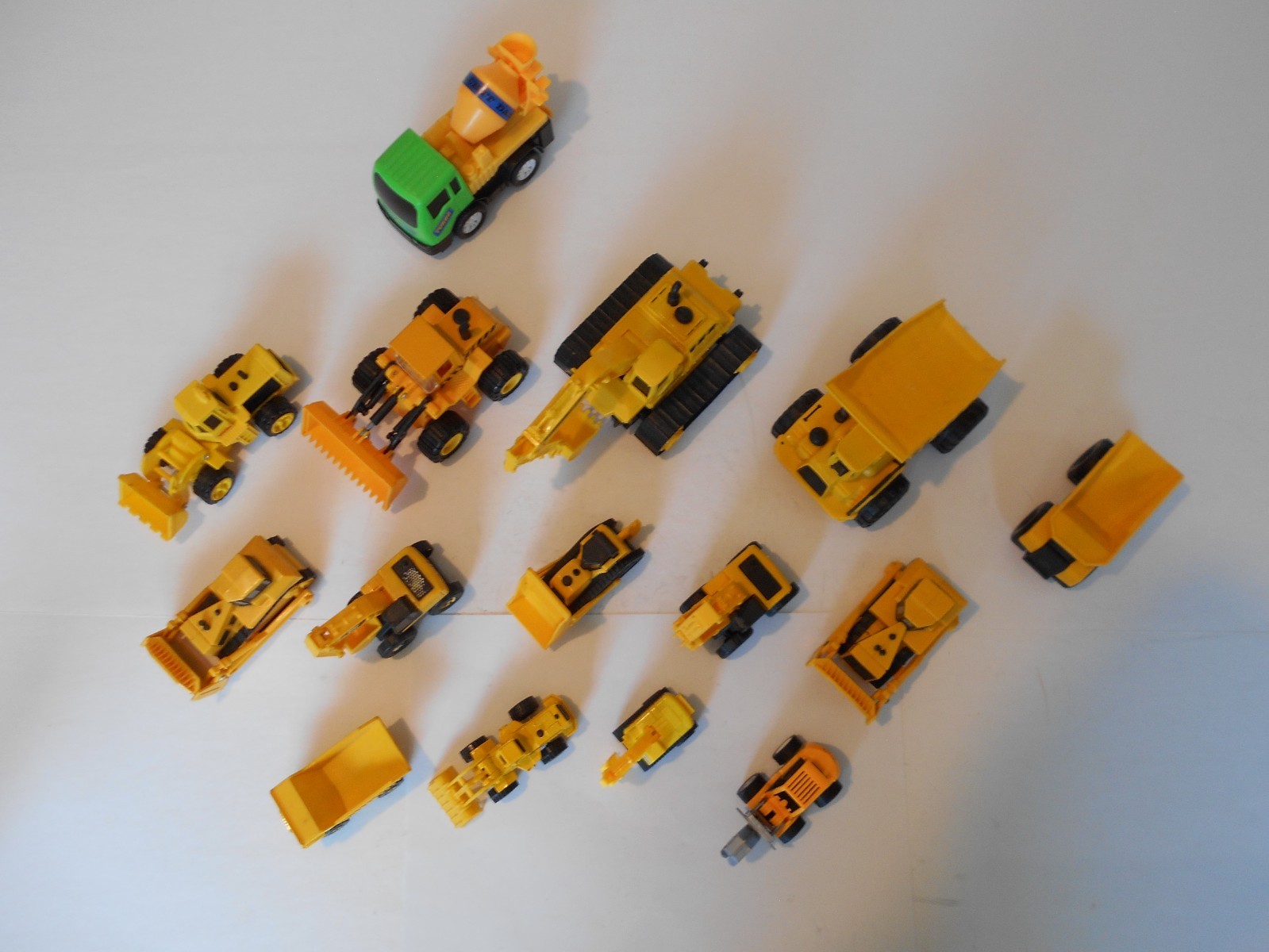 Lot of 15 Vintage Small Mostly Plastic Construction Vehicles, Various Scales
