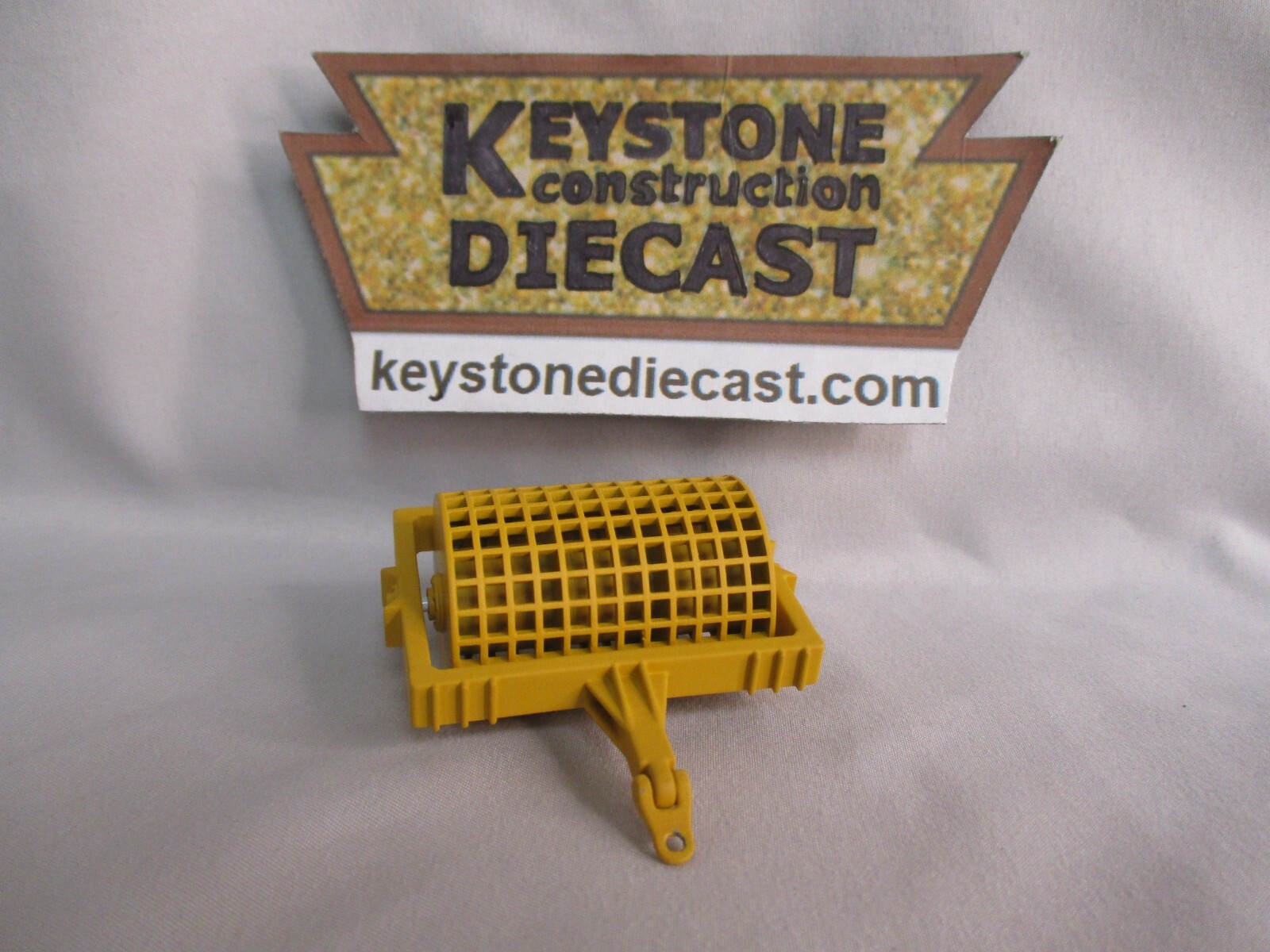 }MBM Model Tow Roller – Screen – 3D Printed 1/48-1/50 scale (059/V1)
