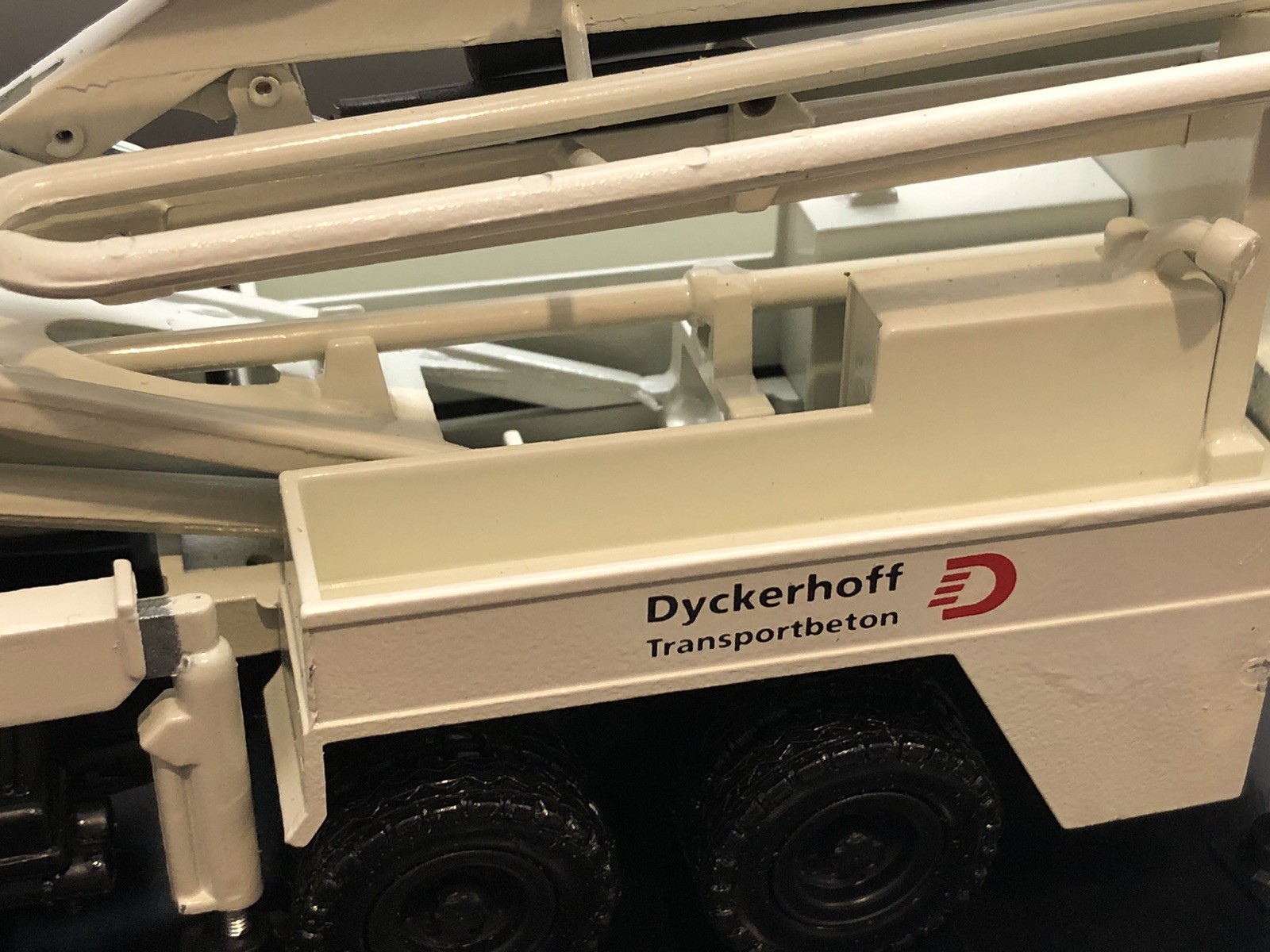Conrad #3080 MAN Dyckerhoff Concrete Pump Truck Diecast Model – Scale 1:50