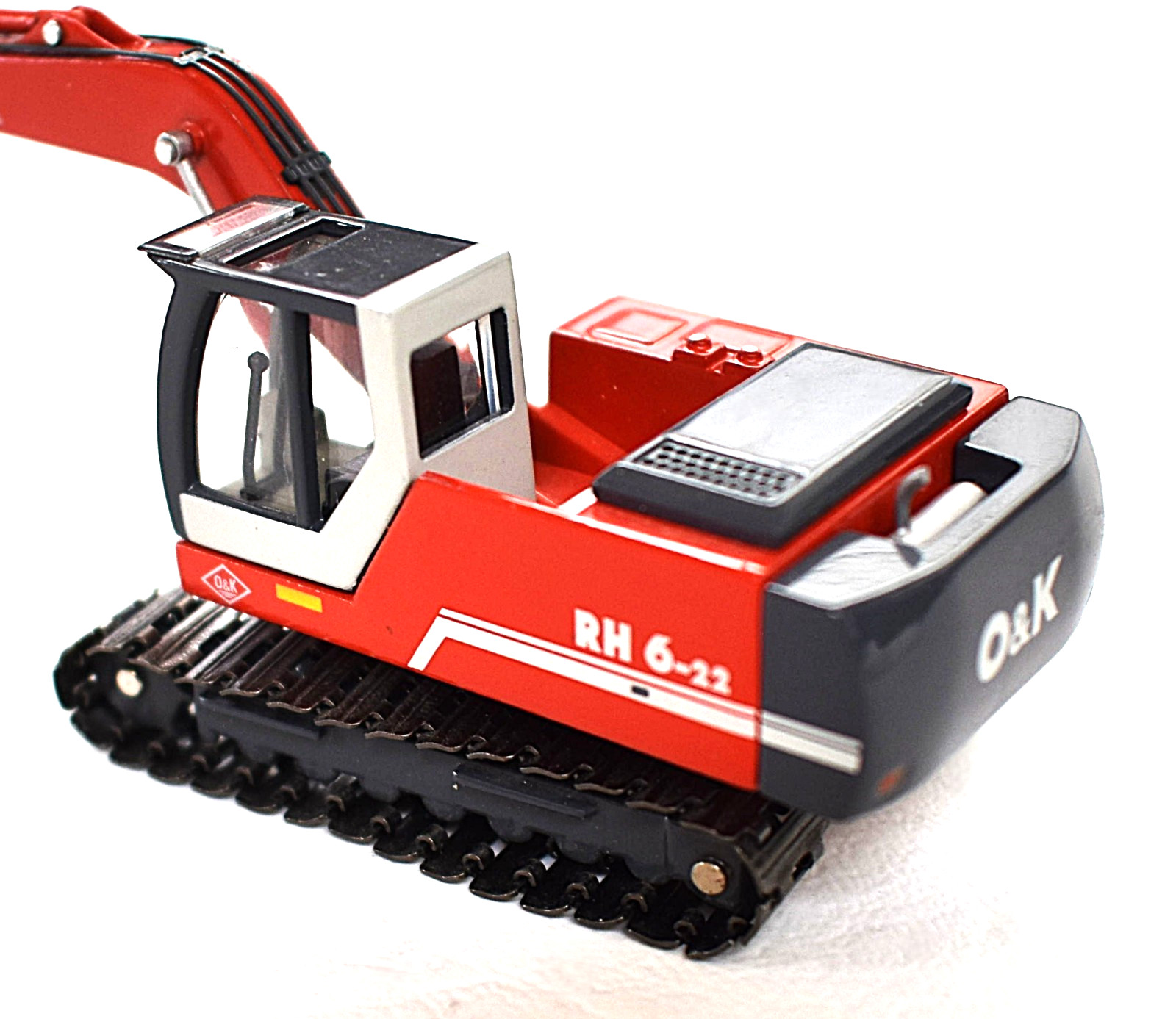 NZG 474 O&K RH6 Track Excavator w/Metal Tracks 1/87 HO Scale Die-cast MIB
