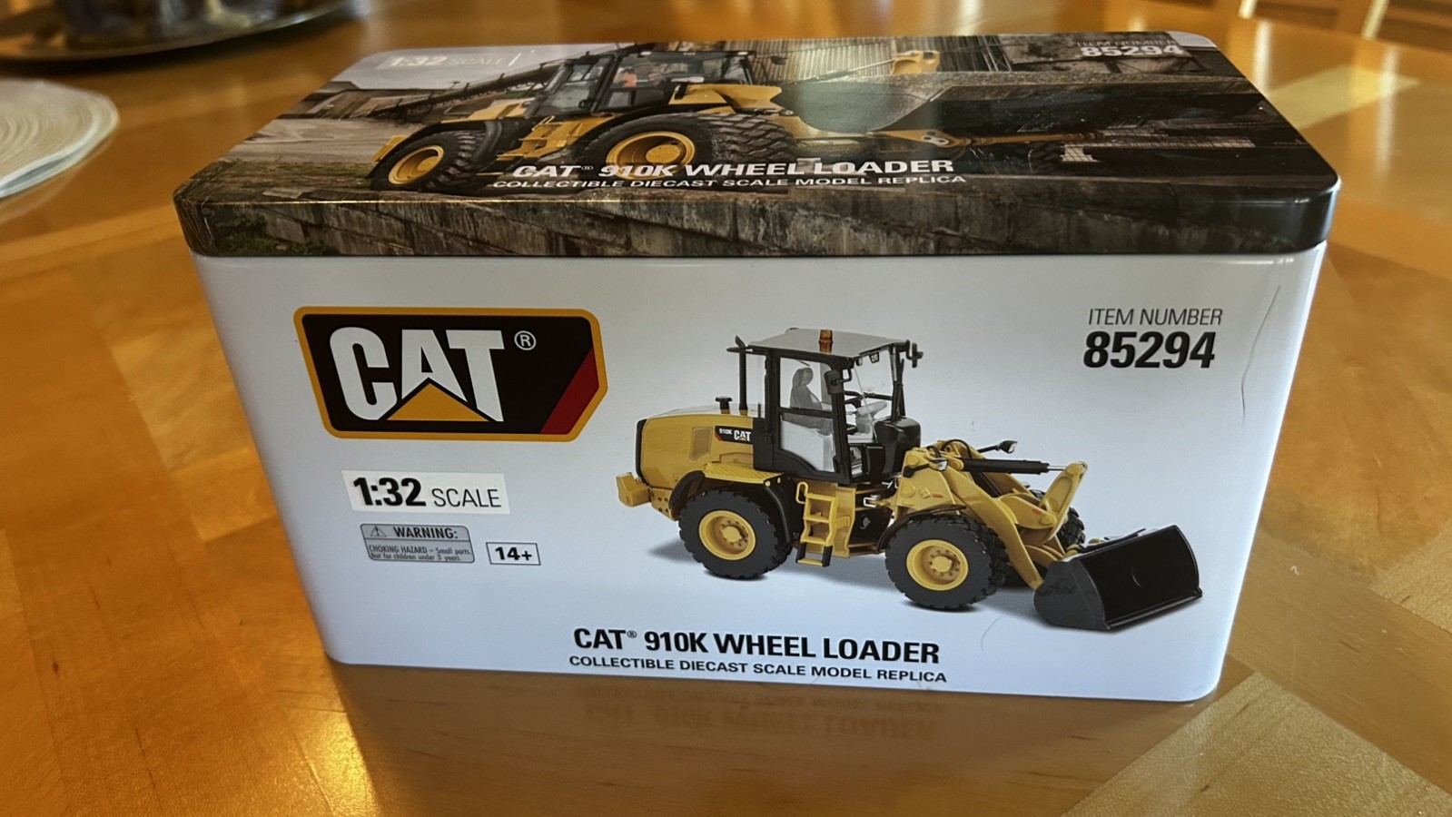 Die Cast Masters Caterpillar 1:32 910K Wheel loader High Line Series 85294 MB