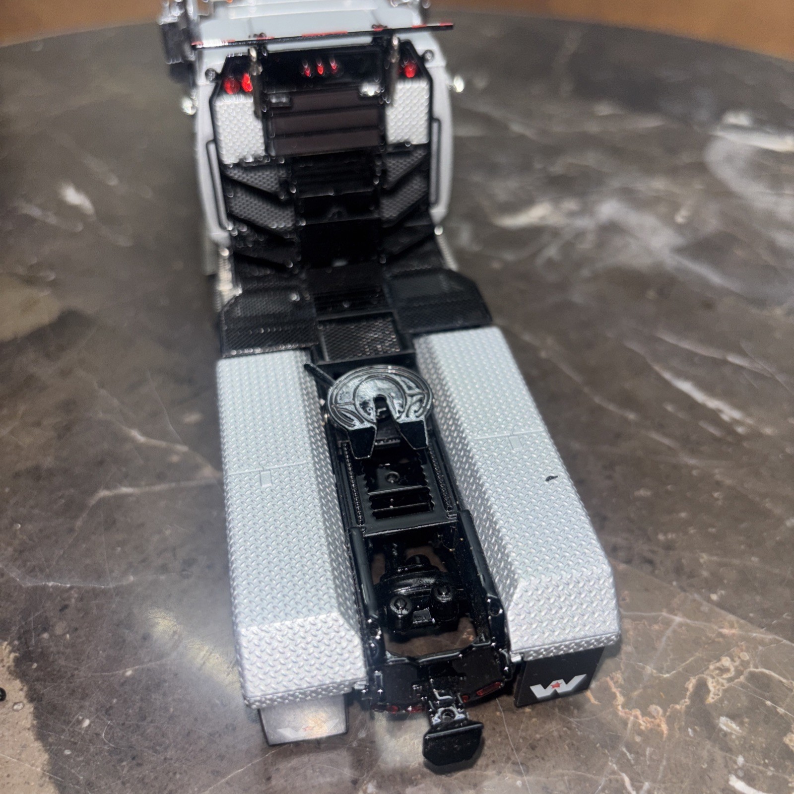Wsi 1/50, Western Star 4900 With Ballast Box 6×4 Silver!