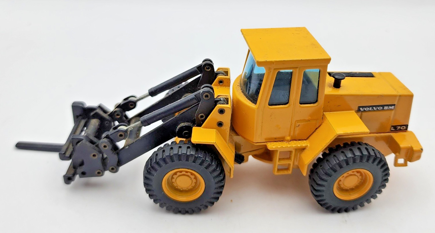 Vintage 1985 JOAL 1:50 Diecast Volvo BM L70 Loader with Forks. Only 1 Fork