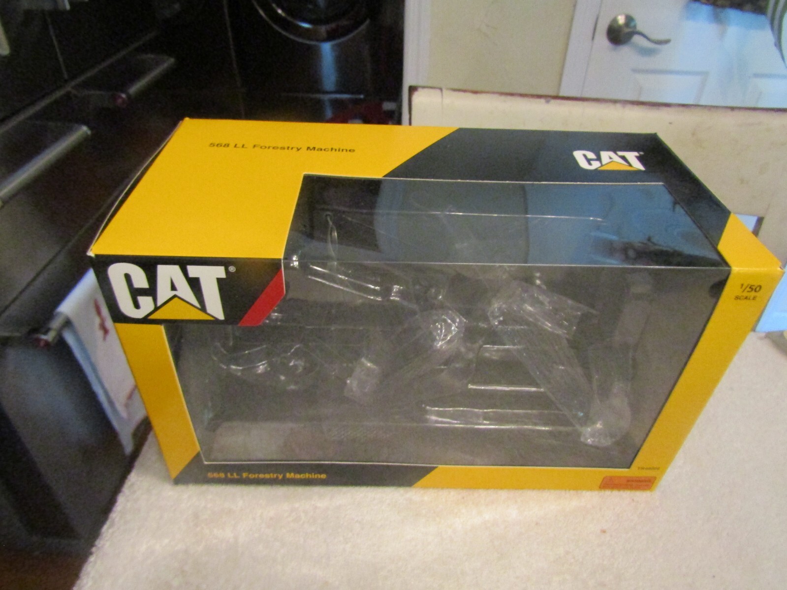 Tonkin Replicas 1:50 Caterpillar CAT 568LL Forestry Machine TR40002 Box ONLY