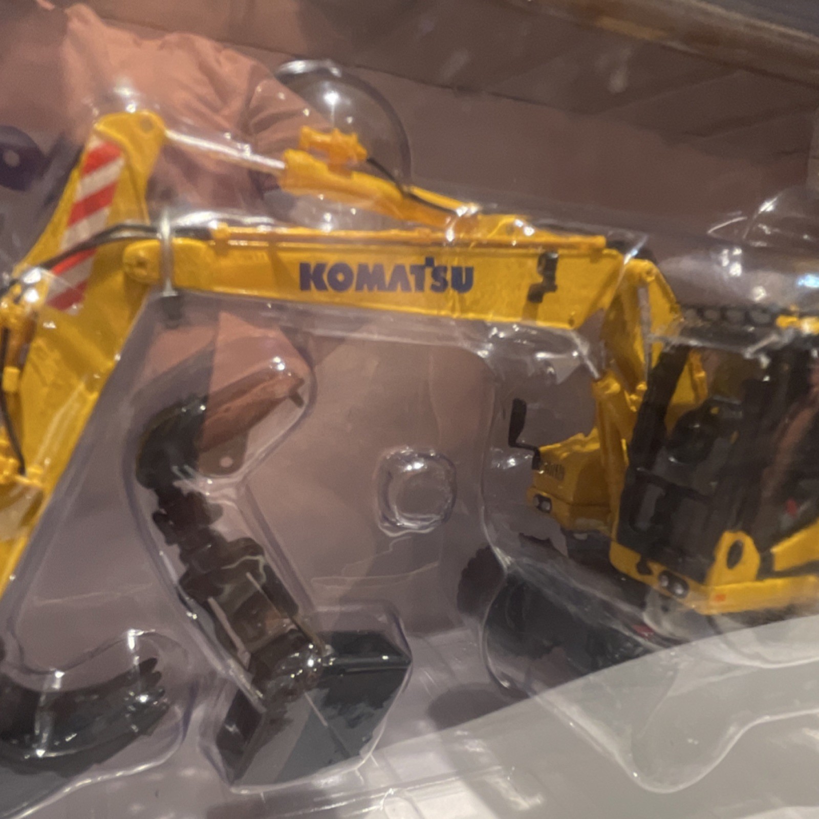 Komatsu PW148-11 Excavator Diecast Model 1:50 Scale Yellow Black Unopened Box