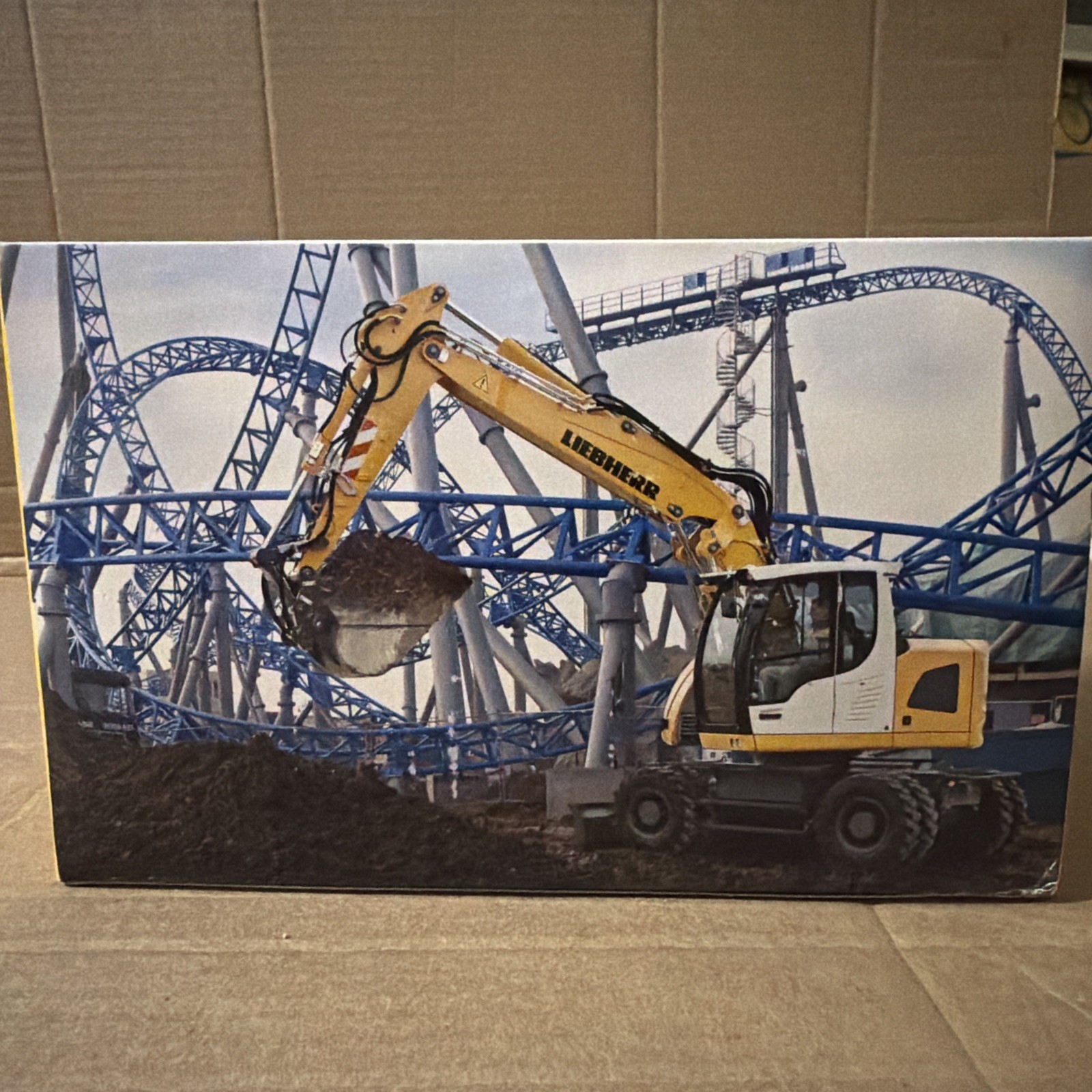 NZG 818-02 1:50 Dibi – Liebherr A918 Compact Litronic Mobile Excavator