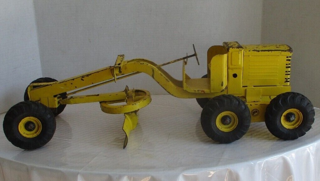 Vintage Doepke Adams yellow Road Grader Construction