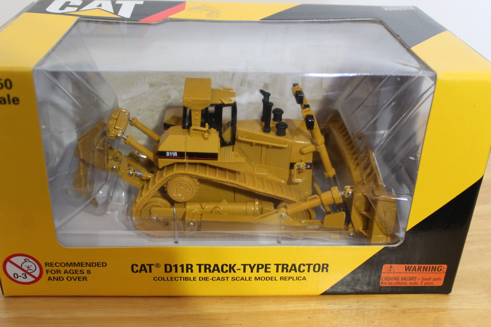 Caterpillar CAT Diecast D11R Dozer w/ Ripper 1:50 Scale Norscot Group