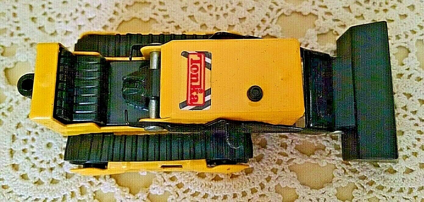 TONKA BULLDOZER RUBBER TREADS PLASTIC BUCKET METAL ARMS LOOSE PLAYED WITH.