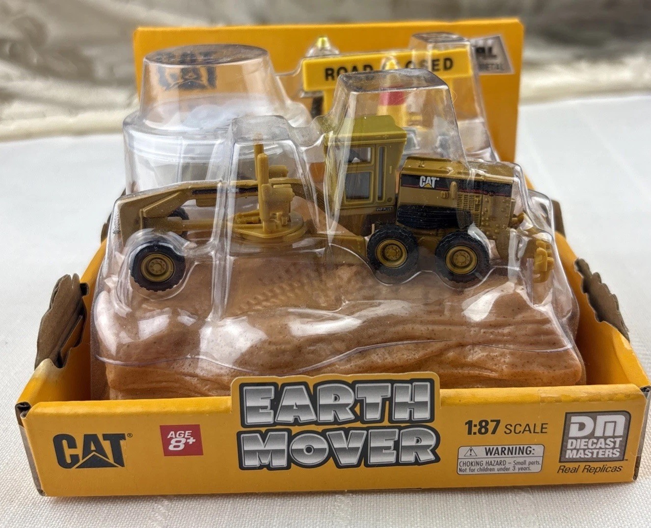 Diecast Masters 1/87 HO Scale Earth Mover Play Set Road Grader NIB