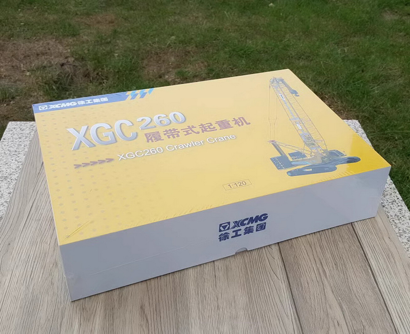 1/120 Scale XCMG XGC260 Crawler Crane Diecast Model Toy Collection Gift
