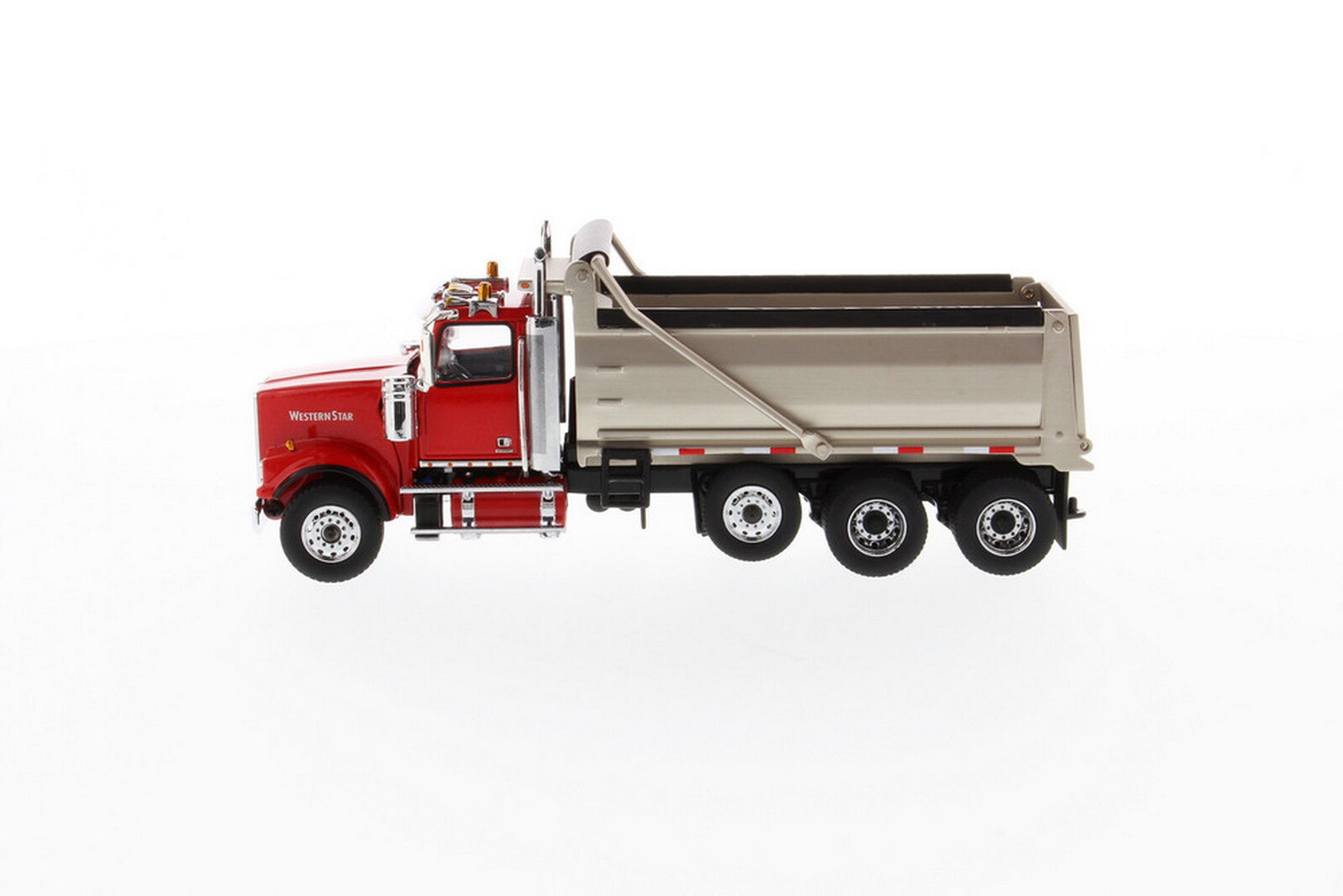 DM 1/50 Scale WESTERN STAR 4900 SF DUMP TRUCK Red Diecast Model Toy 71067