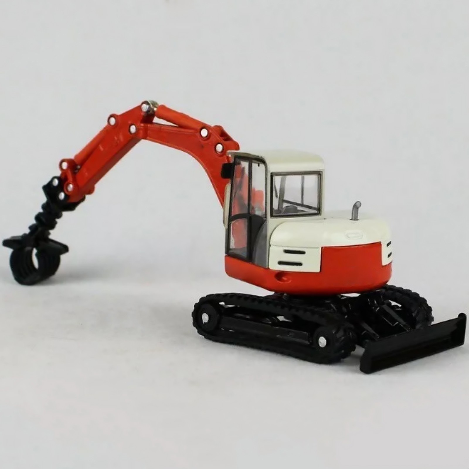 17cm Alloy 1/50 Tracked Wood Grabbers Heavy Construction Vehicle Model Toy Gifts