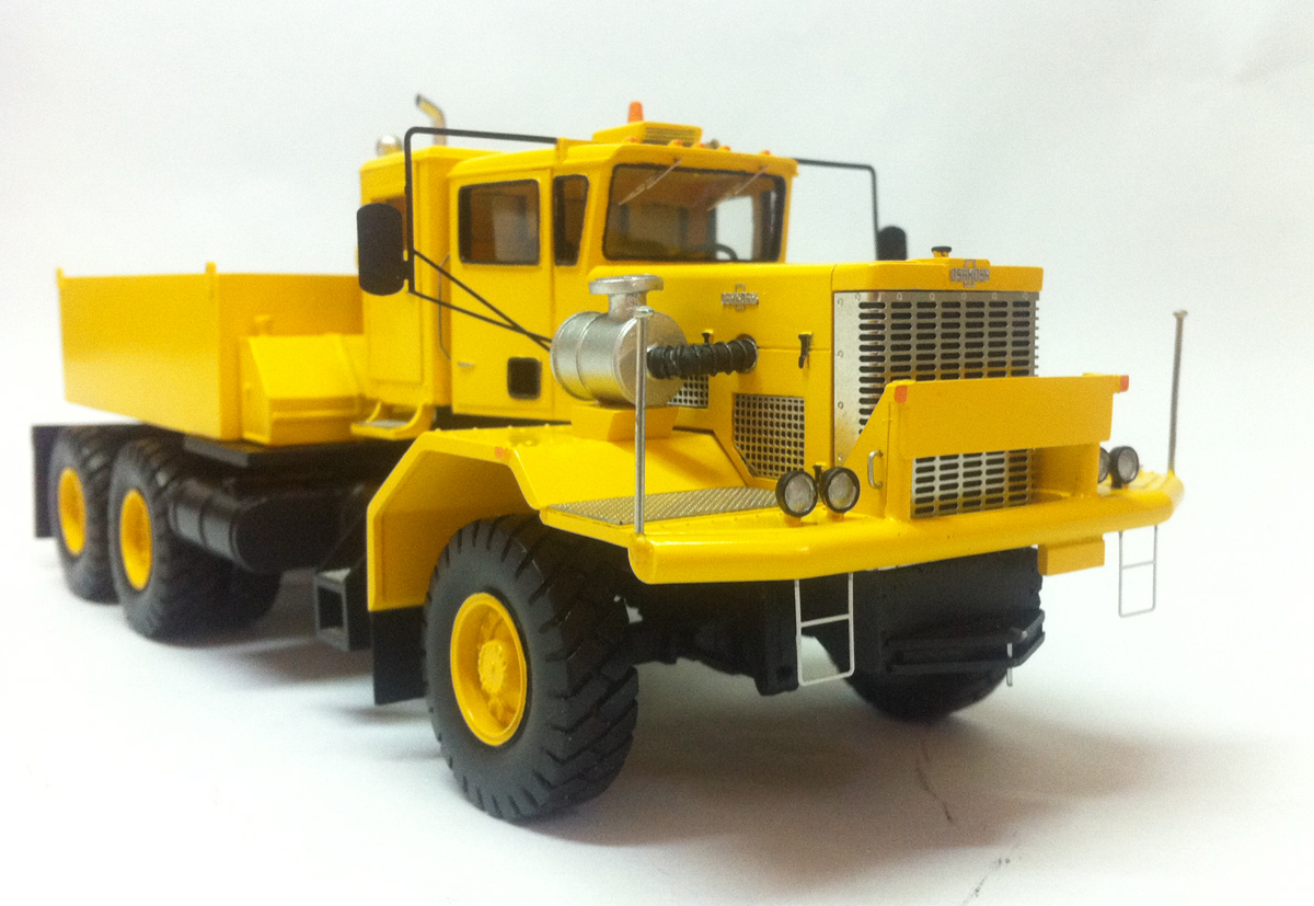 Resin 1/50 Oshkosh J30120 6×4 Prime Mover – Ready Built by Fankit Models