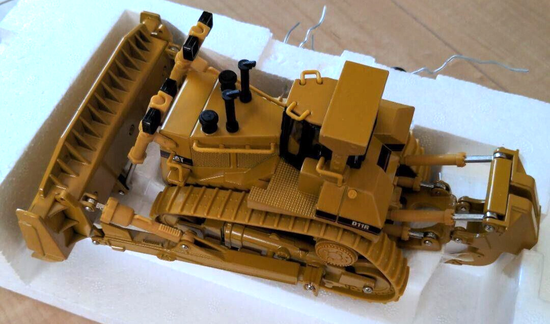 Cat D11R Track-Type Tractor without box