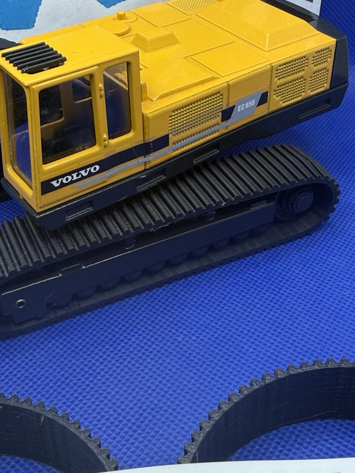1 set of tracks for volvo ec650 Joal Miniatures Diecast Caterpillar 1:50 scale