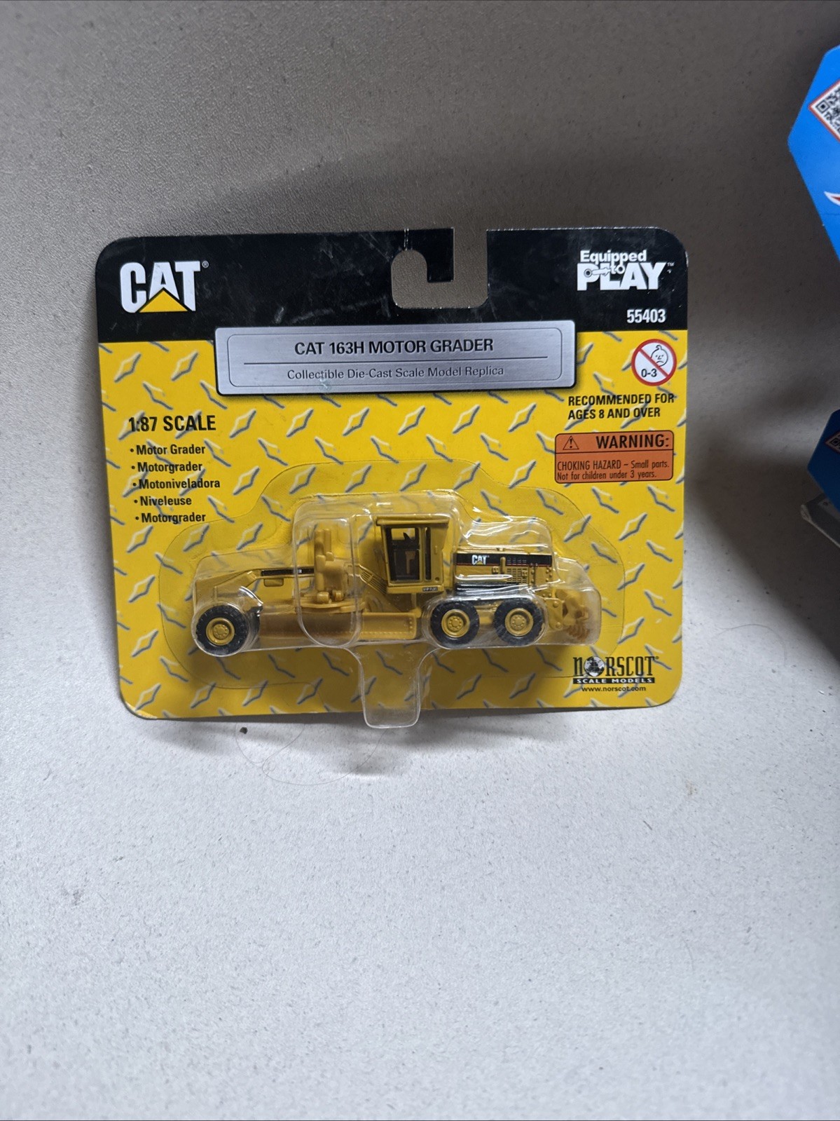 NIB 2005 CAT 163H MOTOR GRADER CONSTRUCTION 1/87 NORSCOT DIECAST TOY #55403