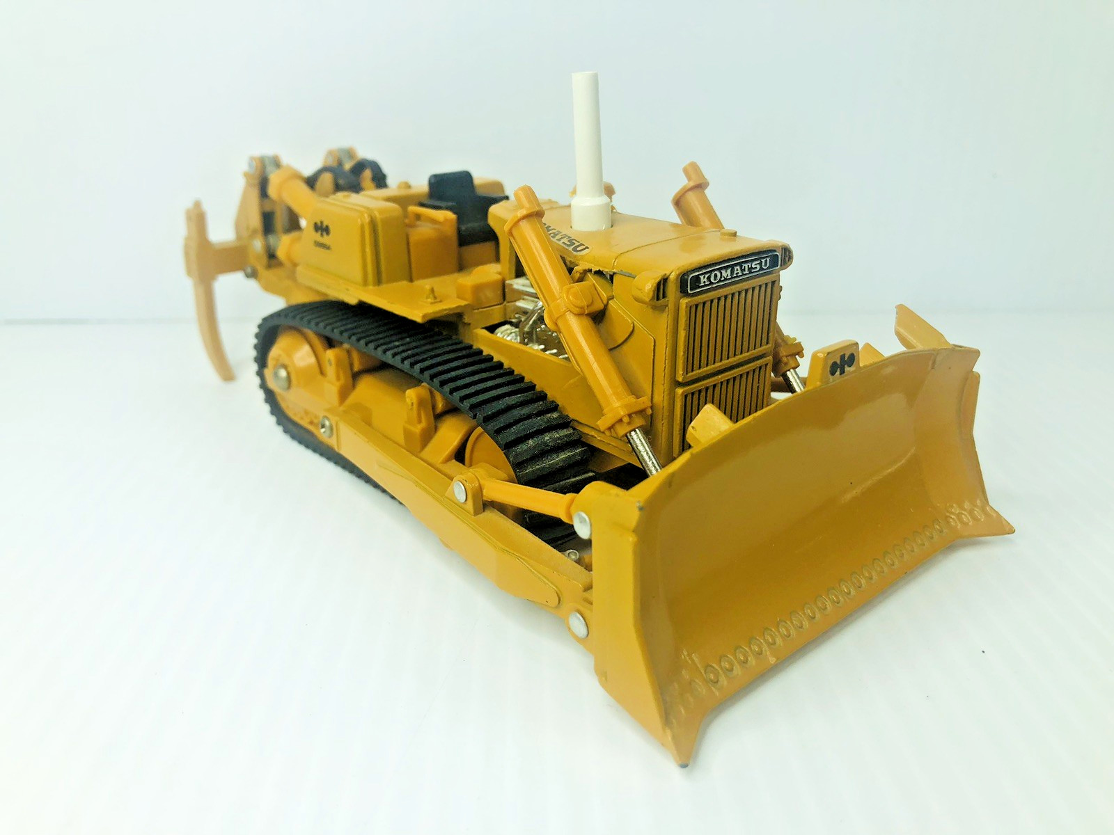 VINTAGE 70’S DIAPET YONEZAWA TOYS KOMATSU D355A PREOWN 1:50 3 SHANK RIPPER JAPAN