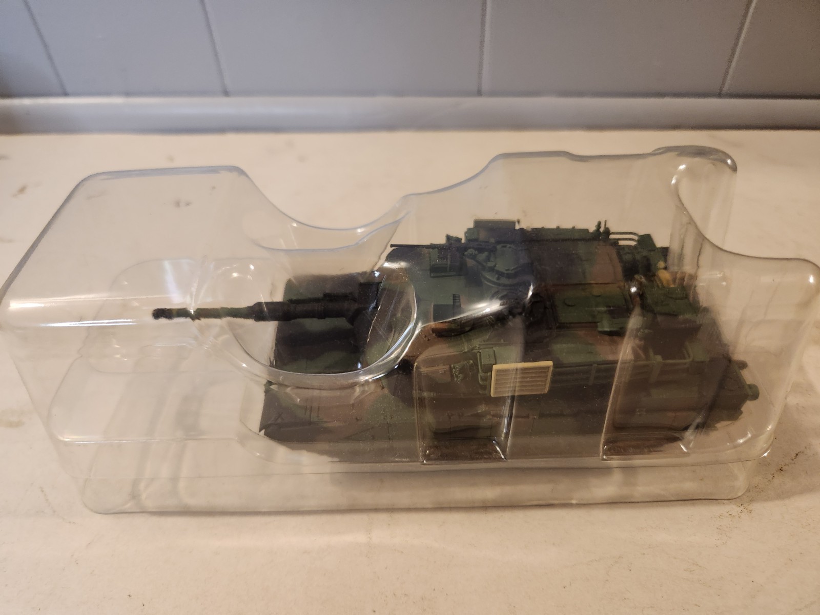 Abrams M1A1 Tank – Green Camo – Sword 1:55 Scale Diecast Model #SW1600-C New