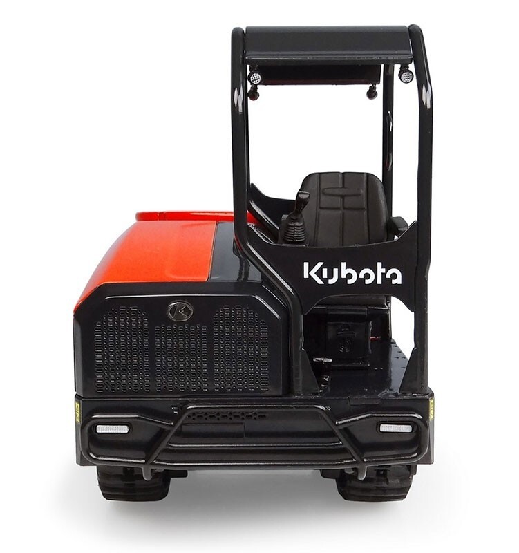 Universal Hobbies 8155 Kubota KC300 HR-5 Tracked Dumper 1/24 Die-cast MIB
