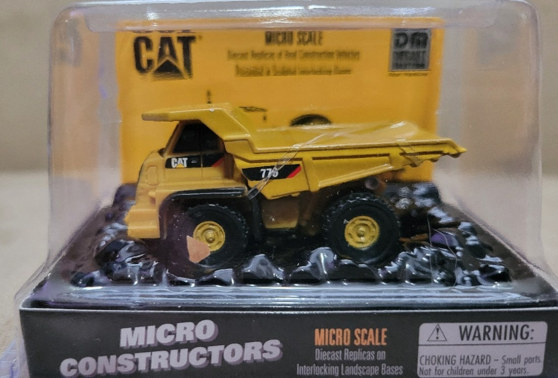 Caterpillar CAT ~ Micro Construction ~ Micro 770 Off Highway Truck ~ Diecast