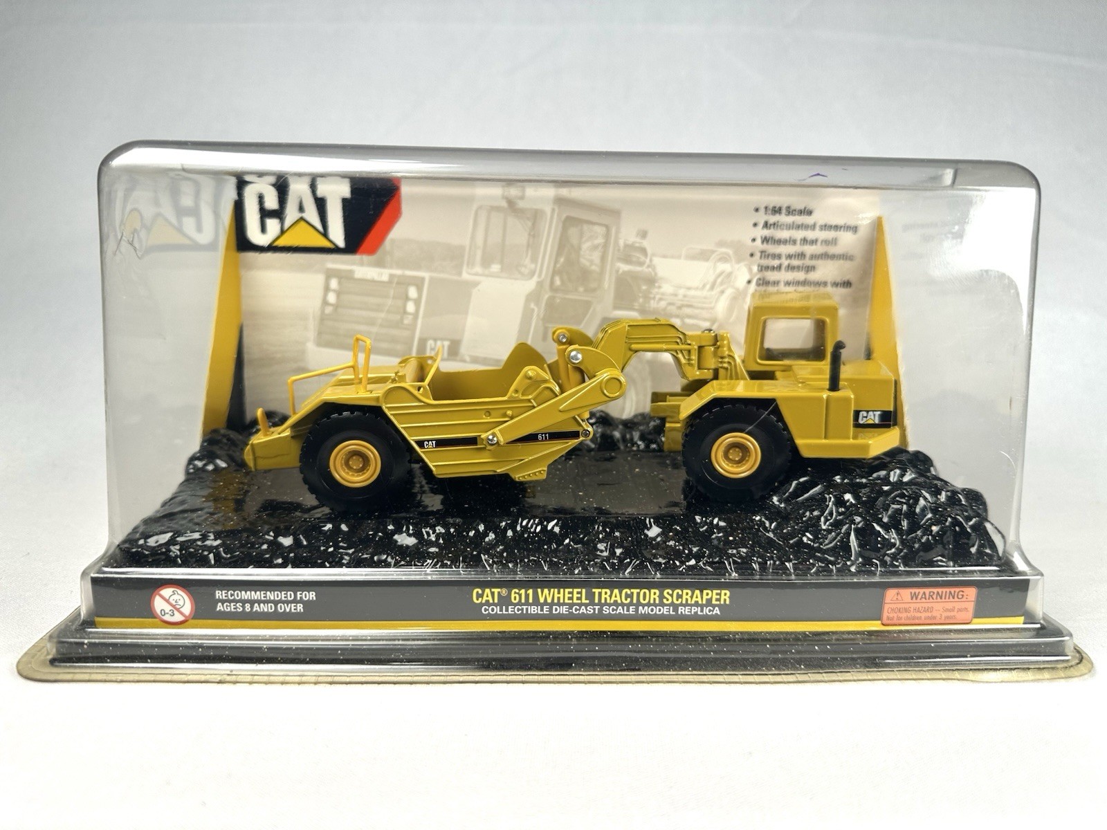 Norscot 1:64 Cat 611 Wheel Tractor Scraper #55303 NEW IN BOX