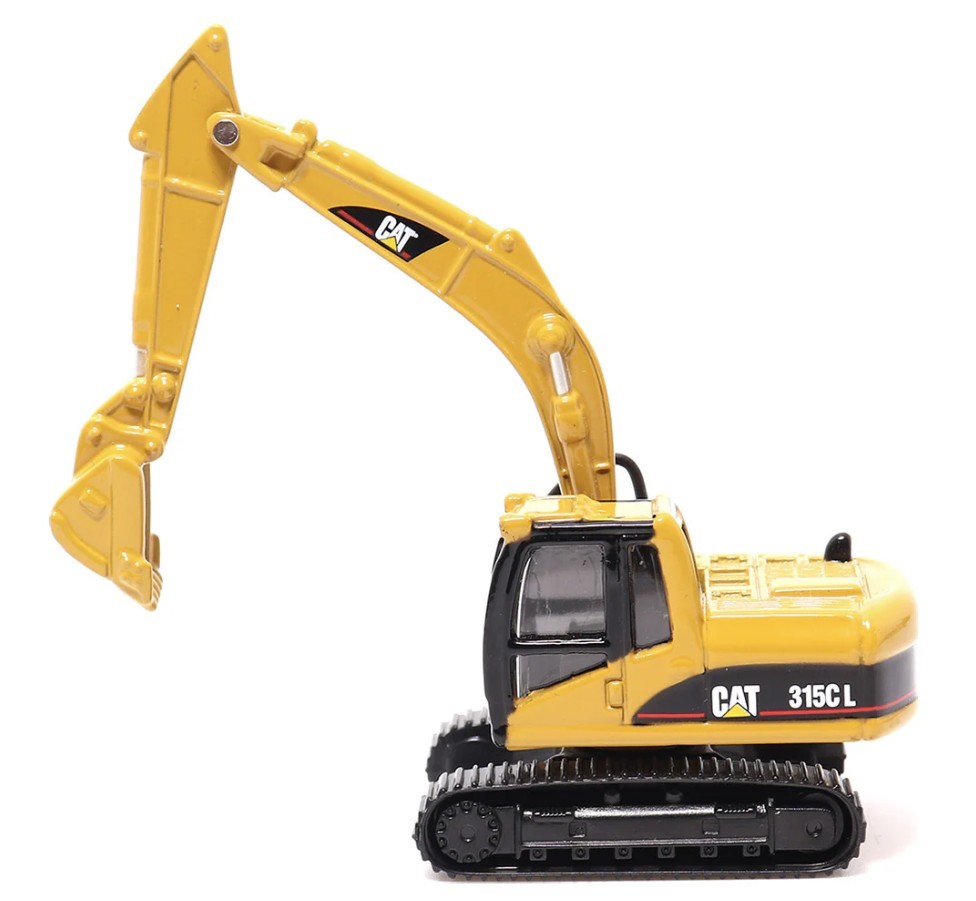 Diecast Masters 84415 Cat CT660 Day Cab Tractor, Lowboy & Excavator 1/87 Scale