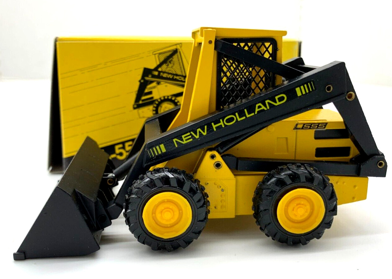 NGZ Modelle New Holland Supper Boom Loader L-555 Die-Scale Scale 1/25