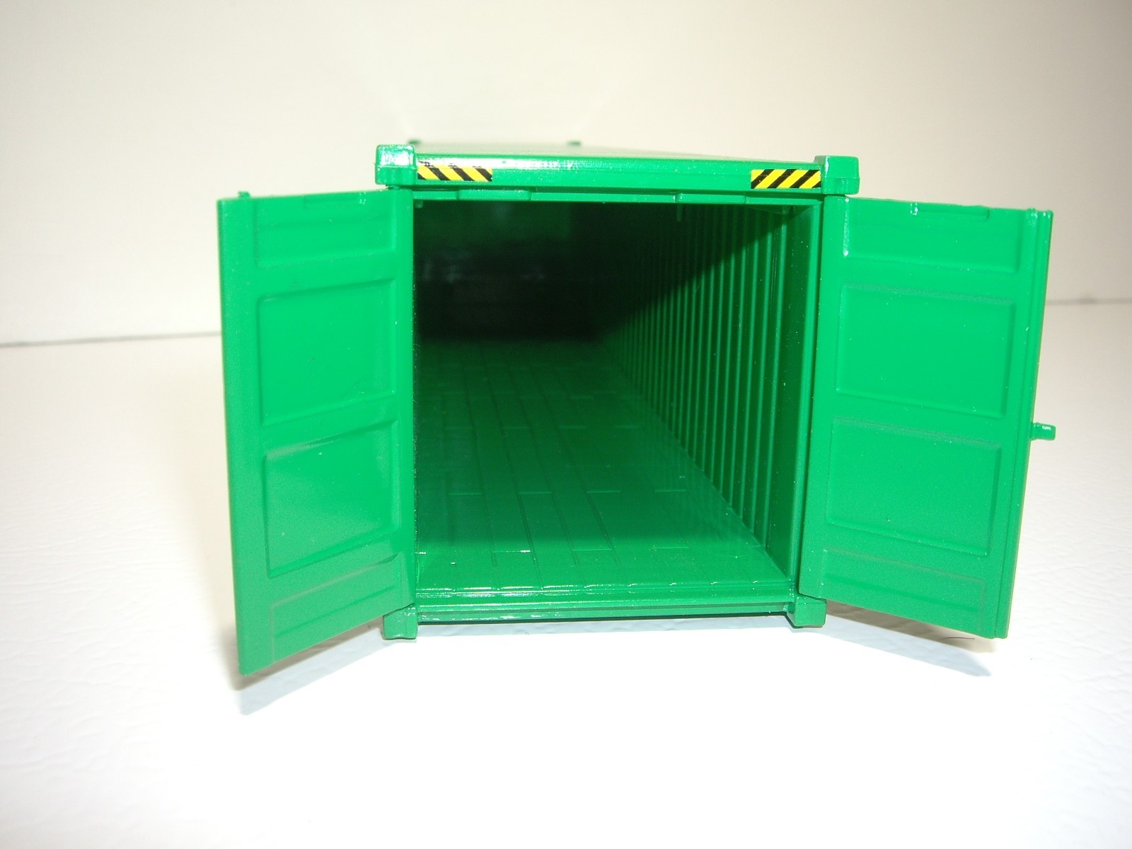 DIECAST MASTERS 1/50 EVERGREEN 40′ SEA CONTAINER LOAD SAME SCALE FIRST GEAR