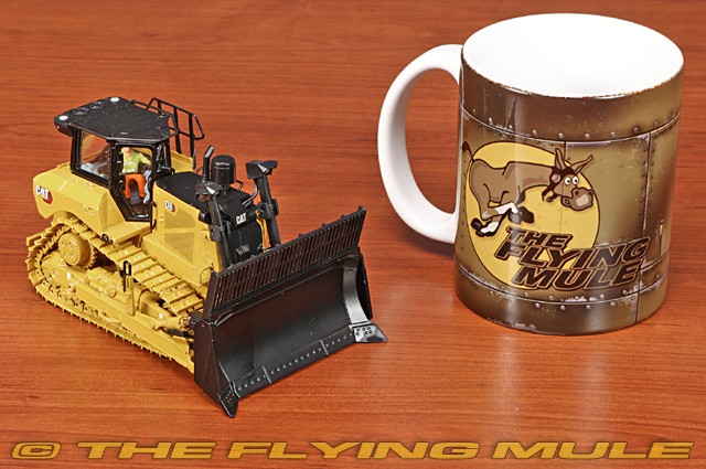 Diecast Masters 1:50 D8 Bulldozer Waste Handler Configuration