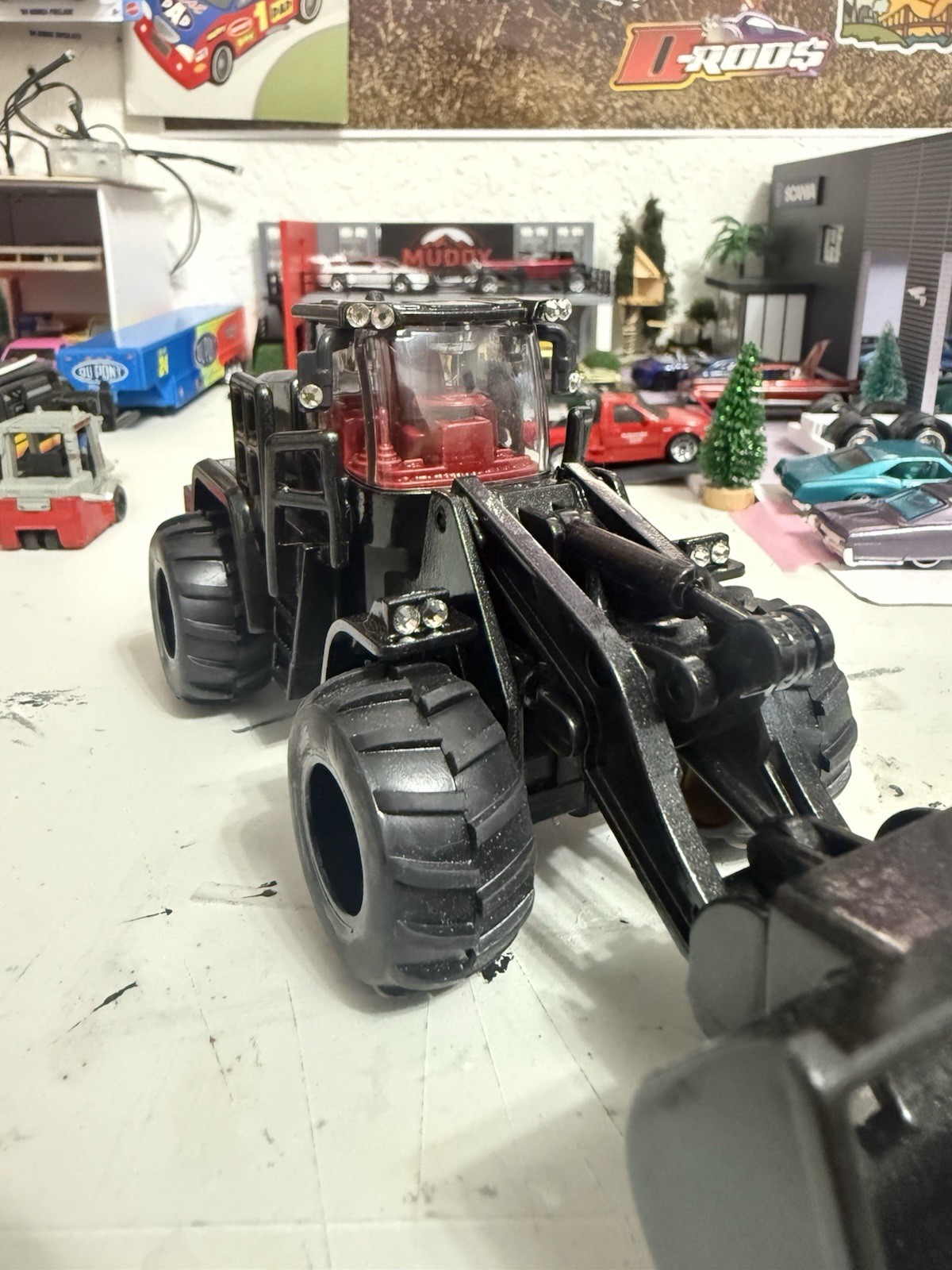 custom tractor 1/64 construction