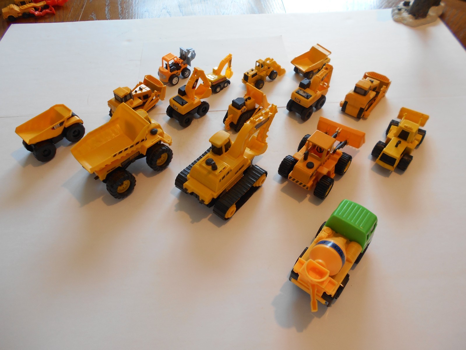Lot of 15 Vintage Small Mostly Plastic Construction Vehicles, Various Scales