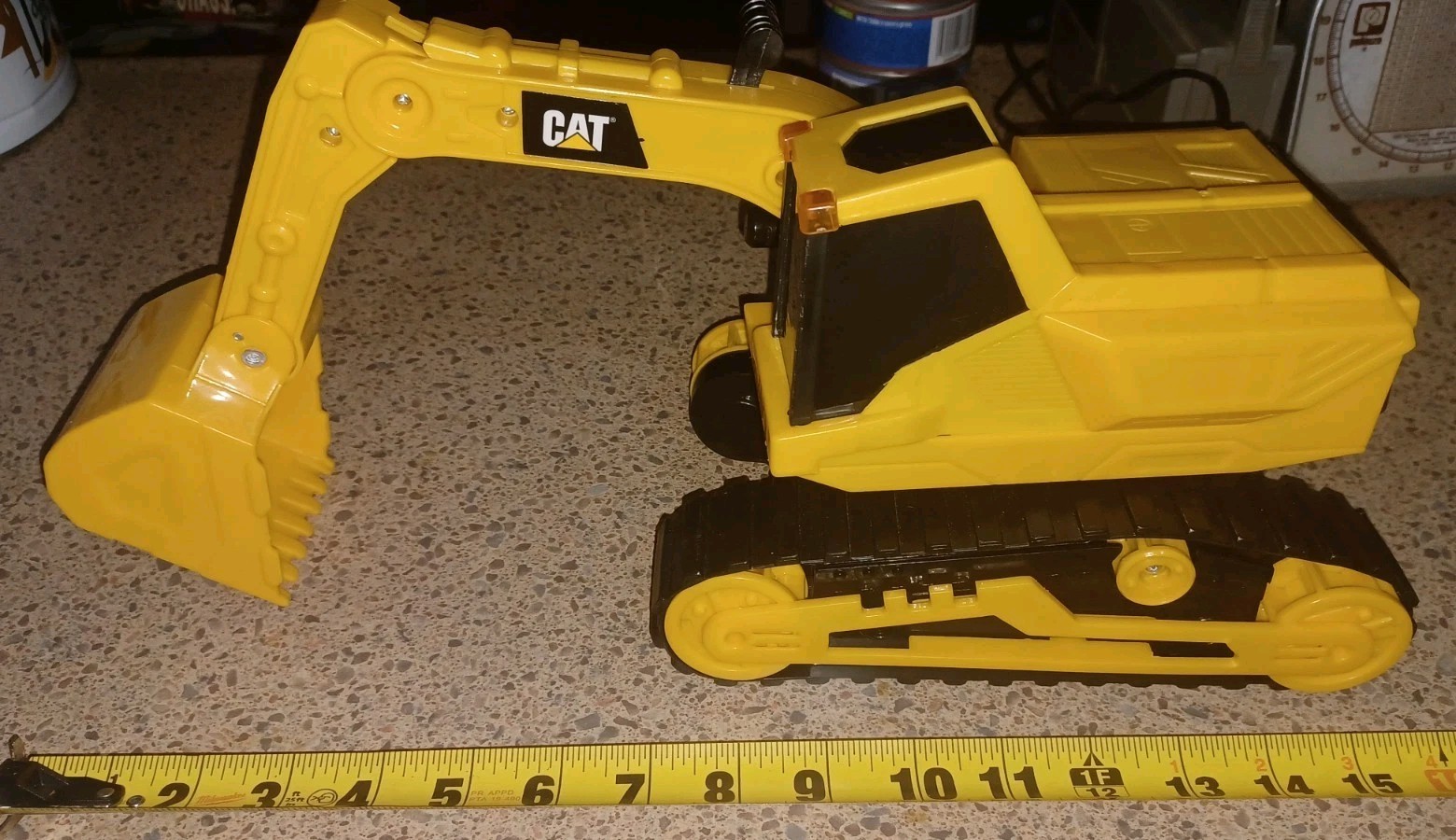 CAT WORKING Power Haulers Construction Toy Excavator w/LIGHTS & SOUNDS W/ Batts