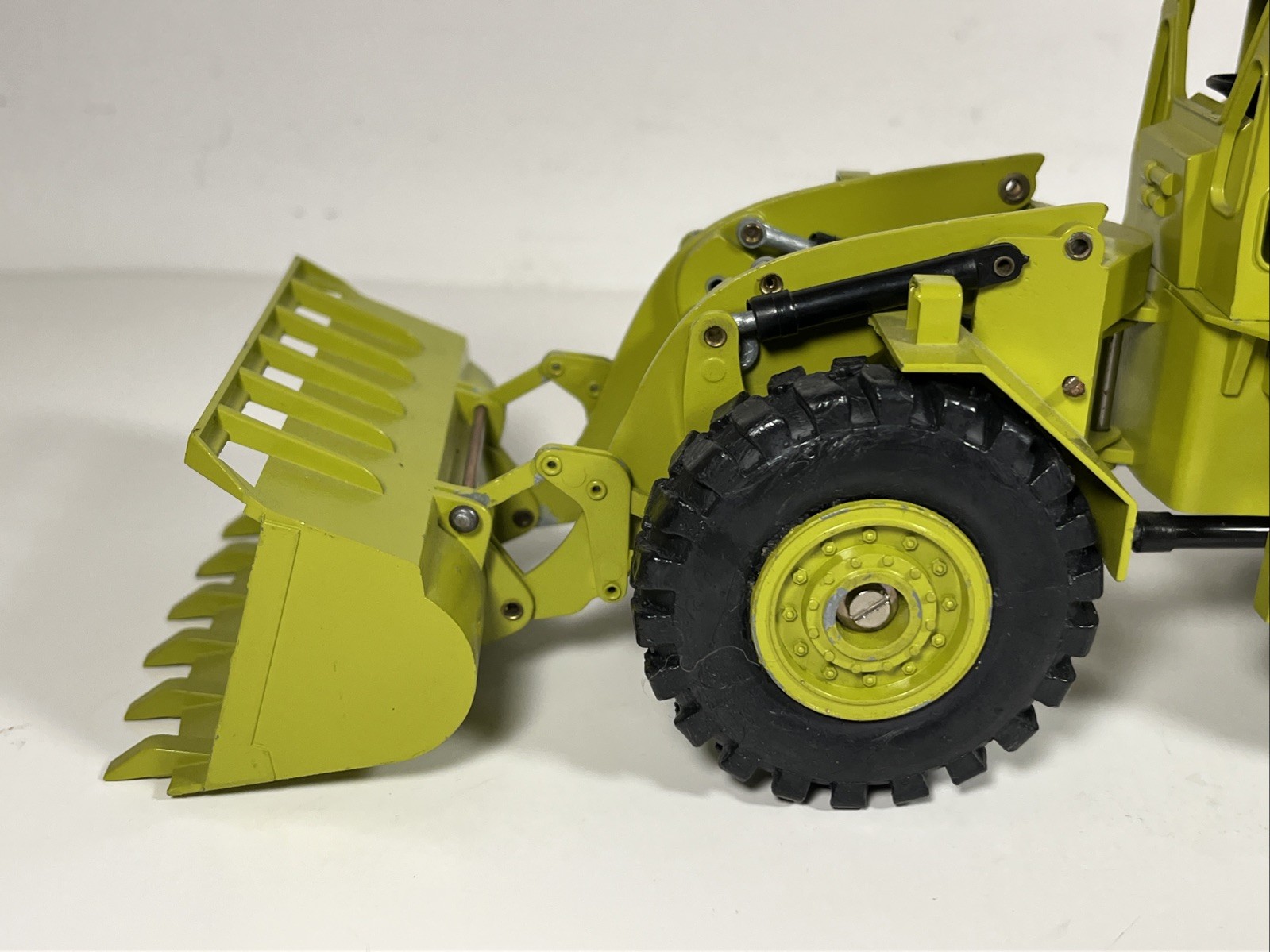 Gescha Terex GM Wheel Loader 72-71 Diecast 1:40 Scale Germany Damaged See Pics