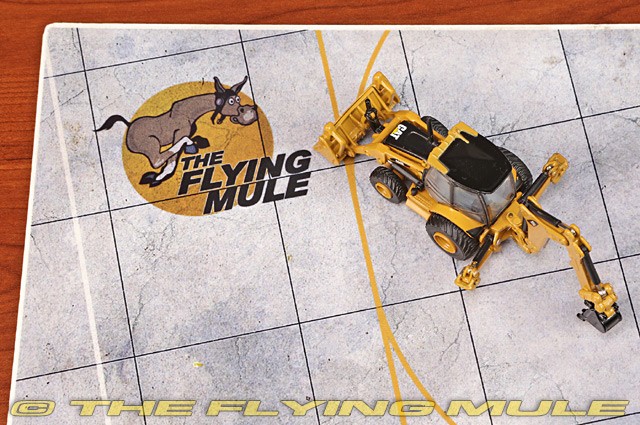 Diecast Masters 1:87 450E Backhoe Loader