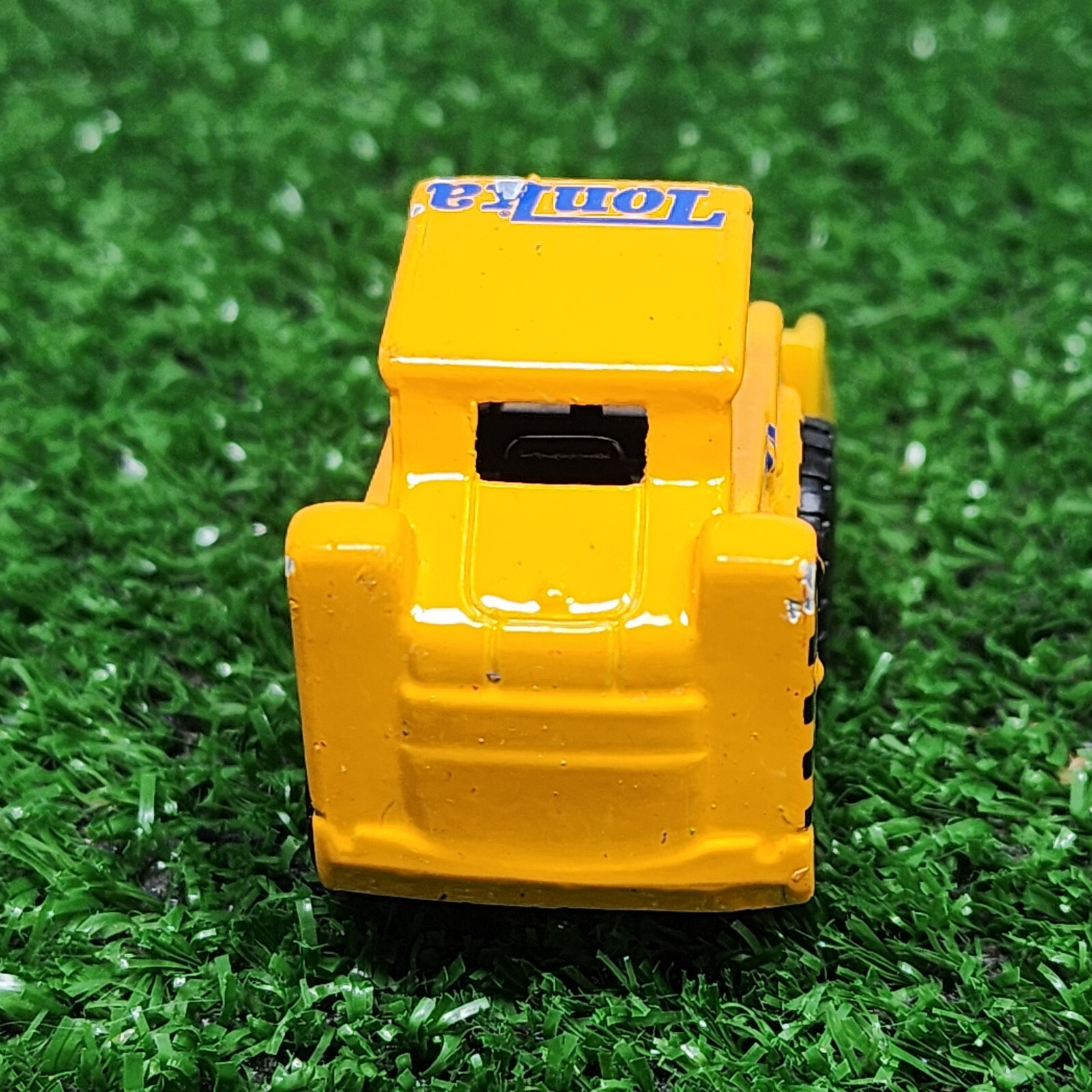 2005 Tonka Maisto Hasbro Tonka Road Crew Skidsteer Skidloader Yellow Diecast