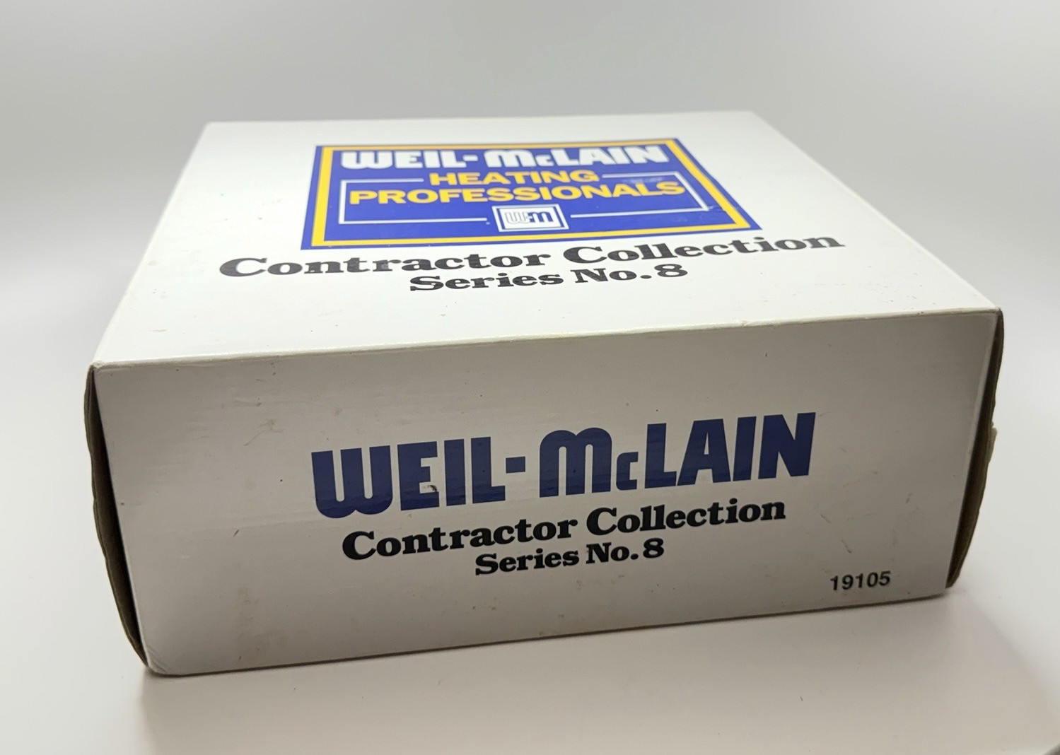 WEIL-MCLAIN CONTRACTOR COLLECTION SERIES NO 8 ’60 FORD ’40 TRUCK SET ERTL