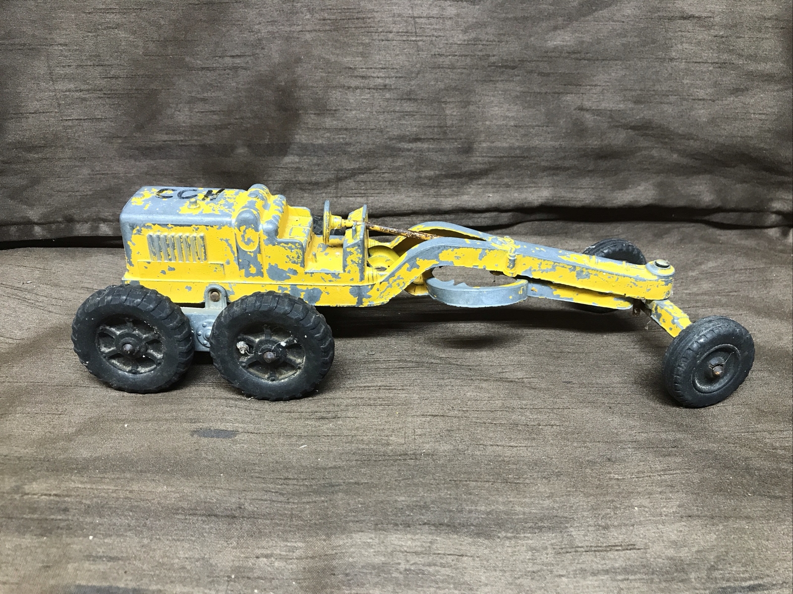 Hubley Kiddie Toy Road Grader Yellow No 481 Die Cast Parts Or Repair