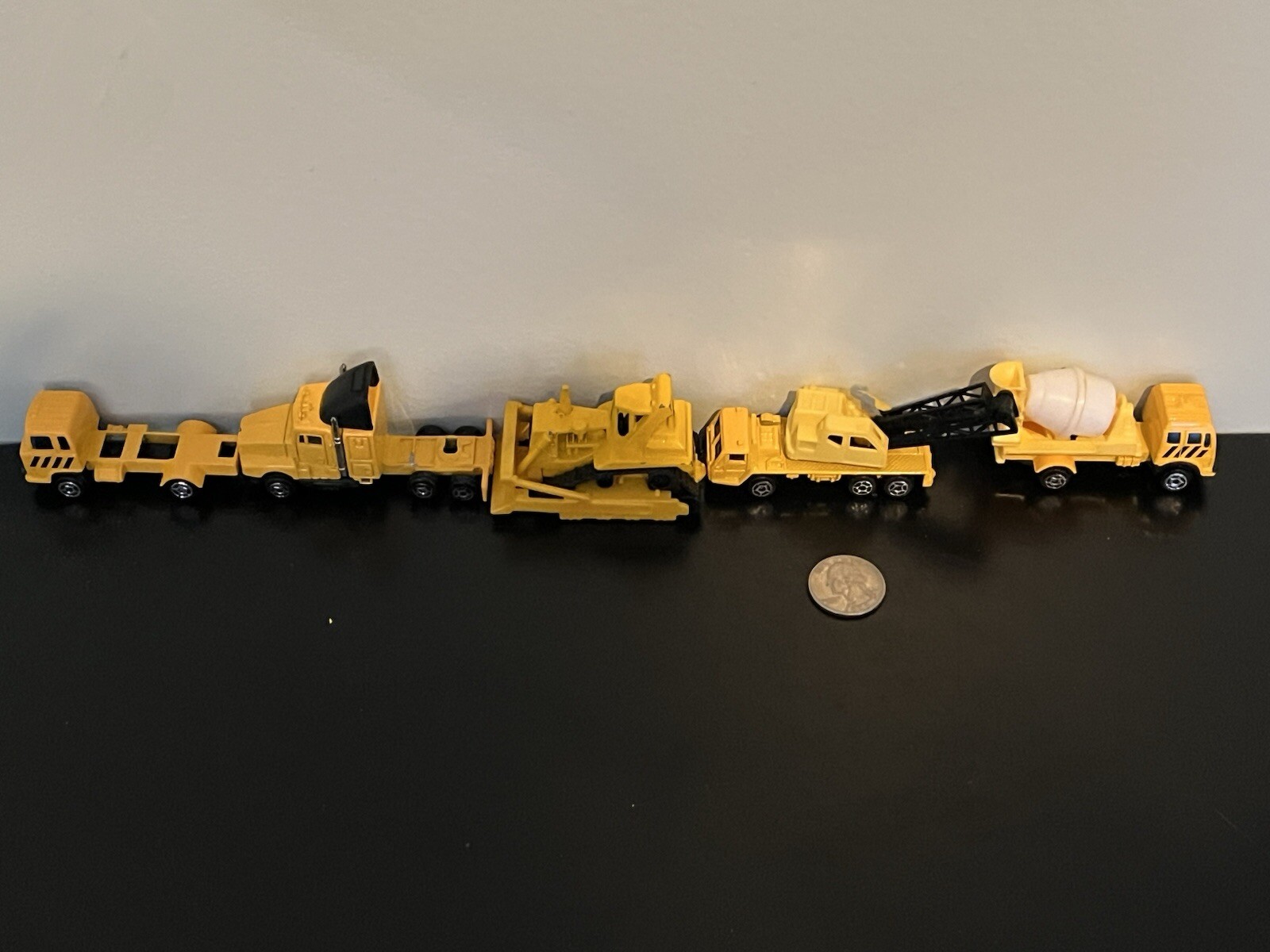 Construction Vehicle Lot Of 10 – Diecast Cement Truck Loader Digger Crane Toy