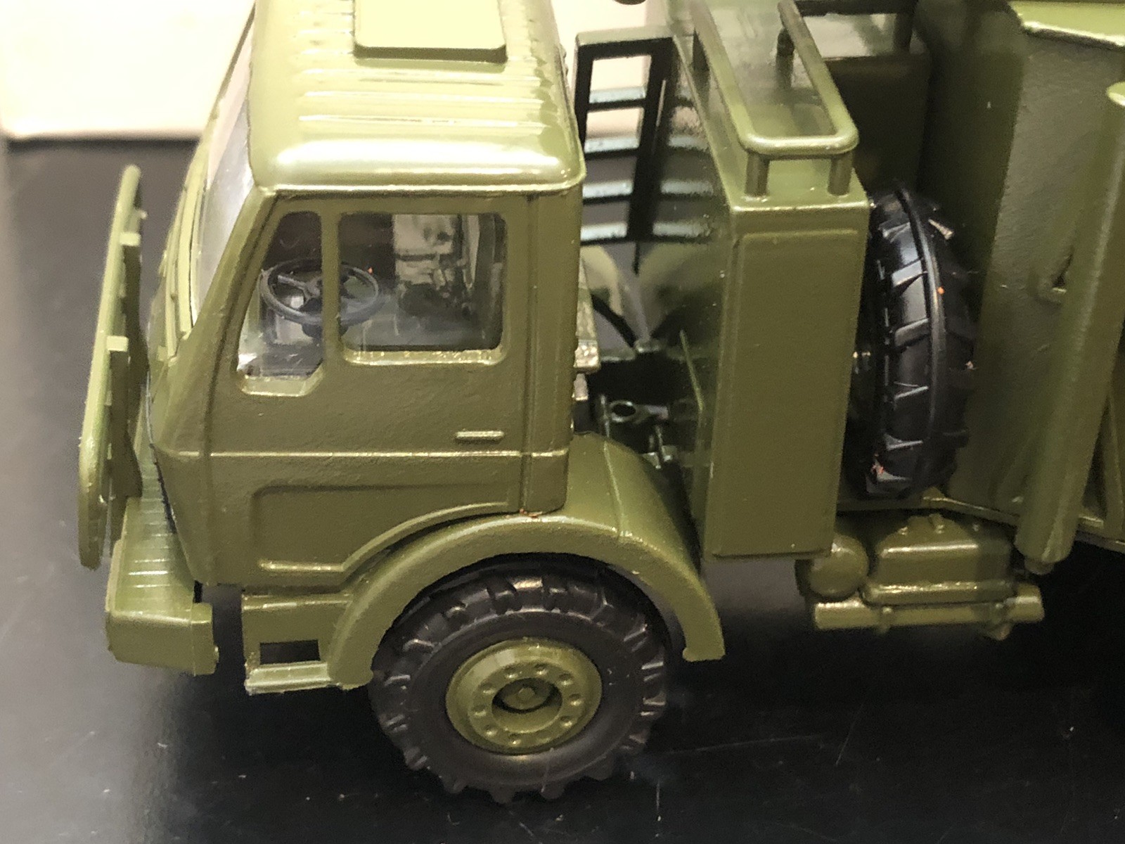 Conrad #3085 Mercedes Benz SK Ericsson Giraffe Radar Military Truck Model – 1:50