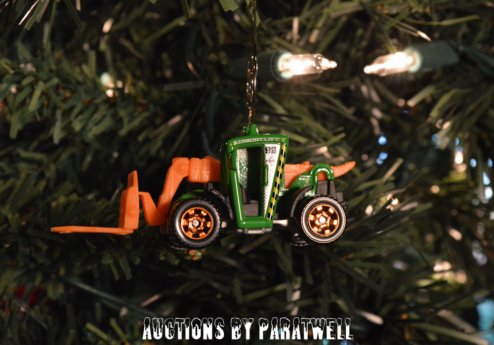 Custom 1/64 Skytrak Fork Lift Christmas Ornament Genie CAT JLG Lull Case Deere